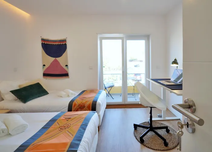 Mbird Casa Limao Duplex * Cascais
